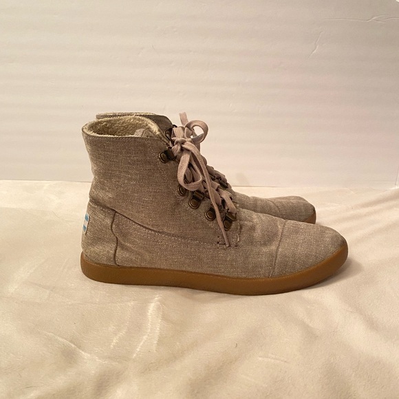 Toms Sherpa Lined Ankle Boot Convertible Shoes. Size 8w - Picture 4 of 13
